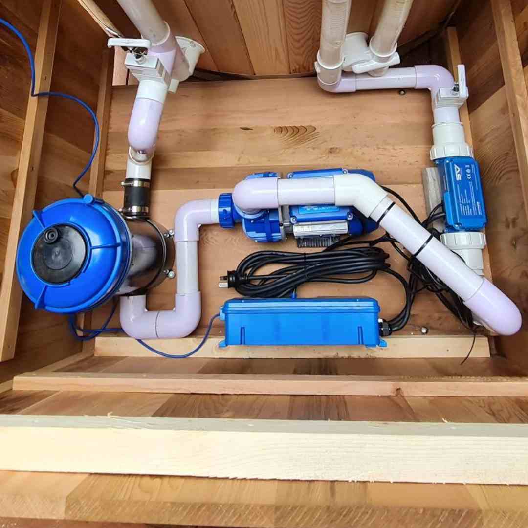 Cedar Hot Tub - Electric Heater - Custom Sizes